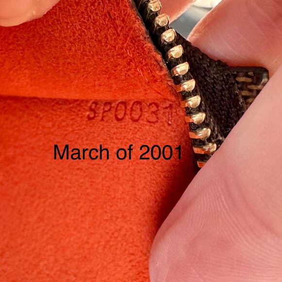 Louis Vuitton Damier Ebene Bucket Pouch PM crossbody bag with chain. NICE! RARE! - Picture 7 of 12